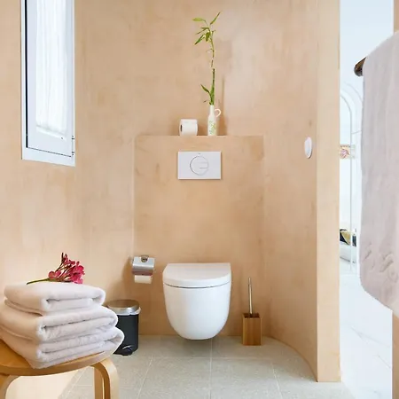 Aquablanca Deluxe En Apartment