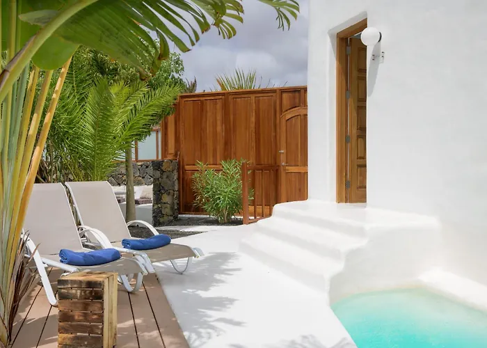 Aquablanca Deluxe En Punta Mujeres